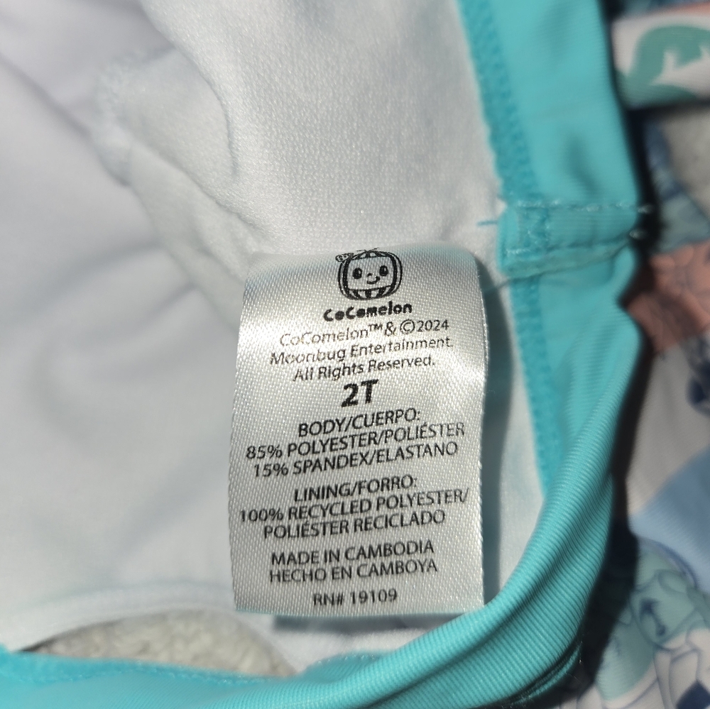 CoComelon 2 Piece Girl's Swim Set Long Sleeve Cut Out In Back Size 2T - Picture 12 of 13